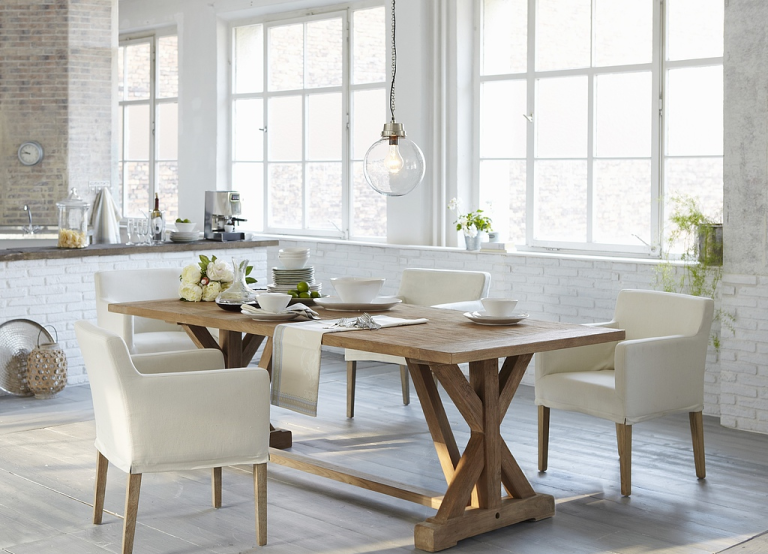 Mixing your dining chair and table
