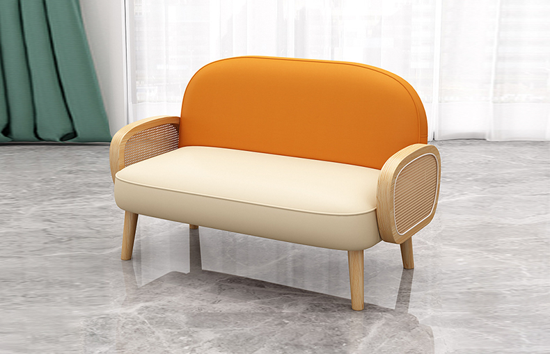 Curved-back coffee chair with padding