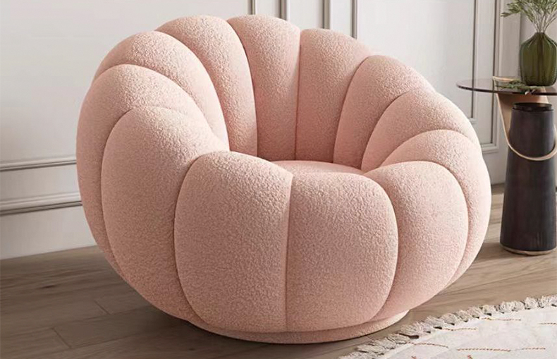 leisure chair with plush seat